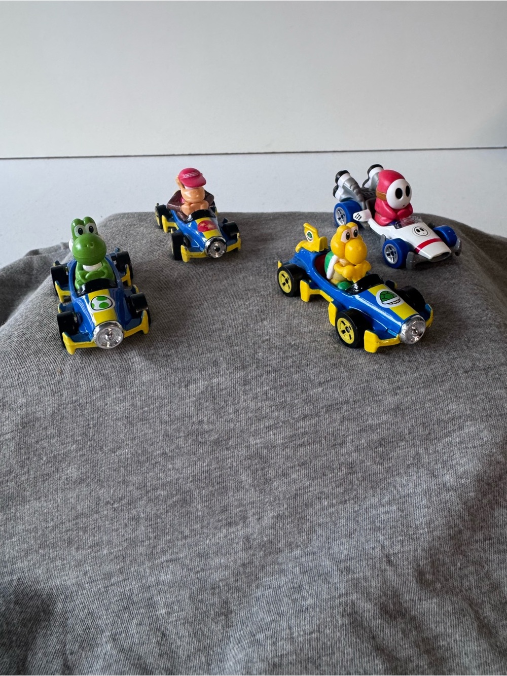 Hot wheels Mario kart die-cast car lot of 4